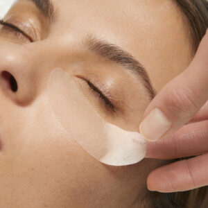 LES PATCHS STIMULANTS POUR LES YEUX Payot (15mn)